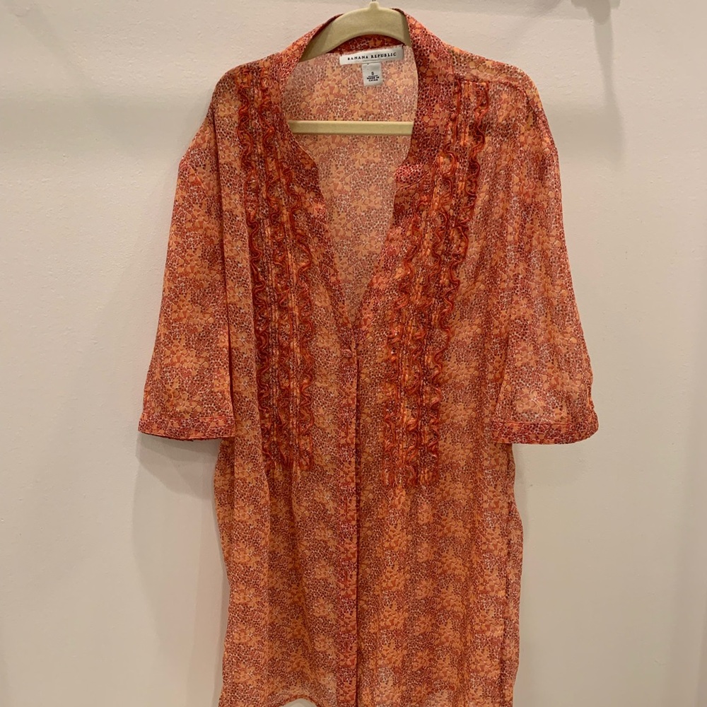 Banana Republic Orange Floral Sheer Chiffon button up v-neck Blouse Small coral